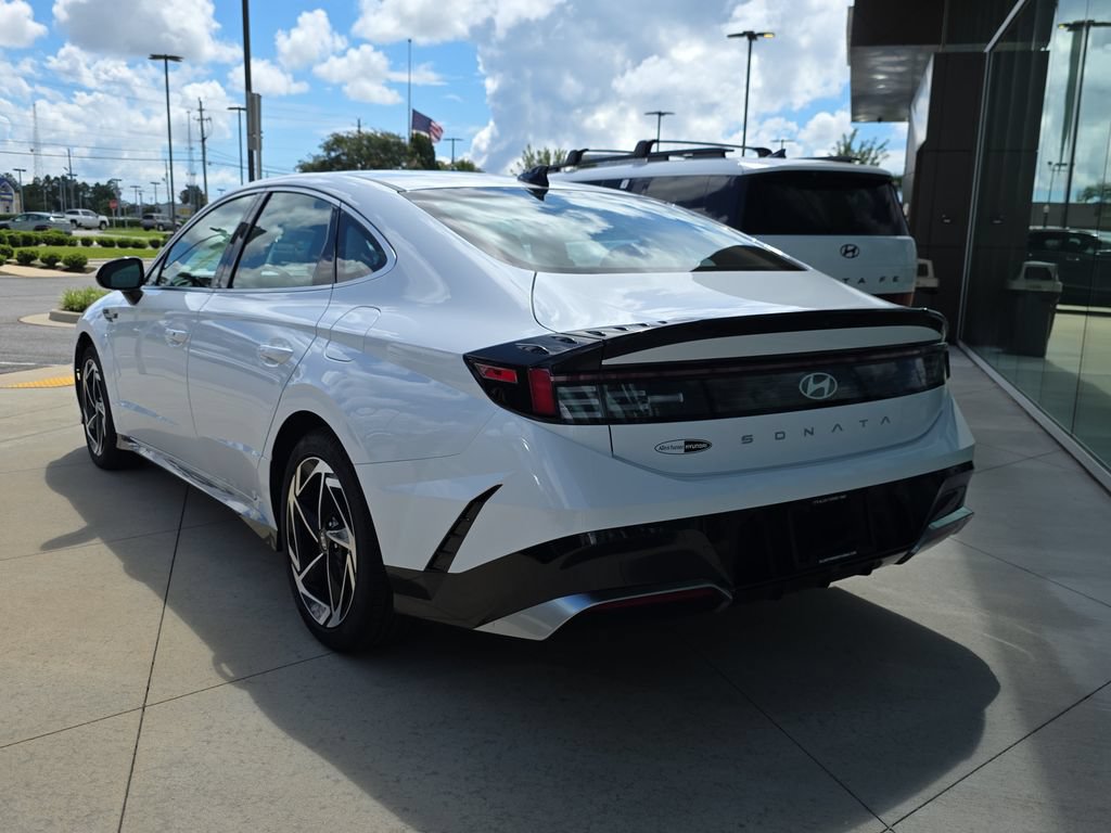 New 2026 Hyundai Sonata SEL FWD image 6