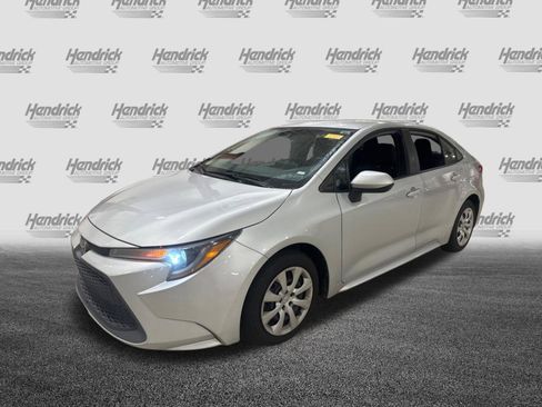 Used 2021 Toyota Corolla LE FWD image 39