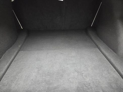 Used 2019 Tesla Model 3 Standard Range Plus image 6