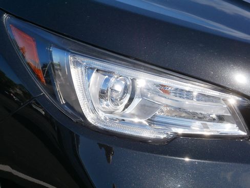 Used 2022 Subaru Ascent Touring AWD/4WD image 16