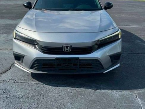 Used 2022 Honda Civic Sport image 8