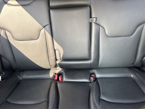 Used 2022 Jeep Compass Limited image 24