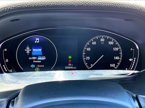 Used 2018 Honda Accord EX image 23