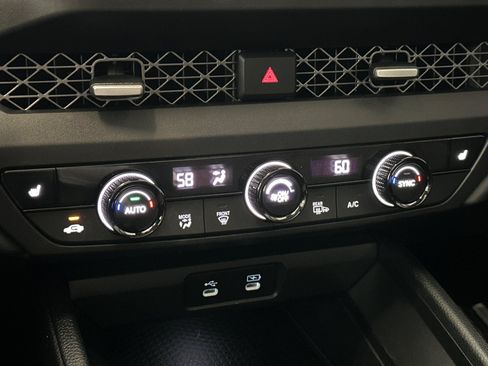 Used 2024 Honda Accord EX image 17
