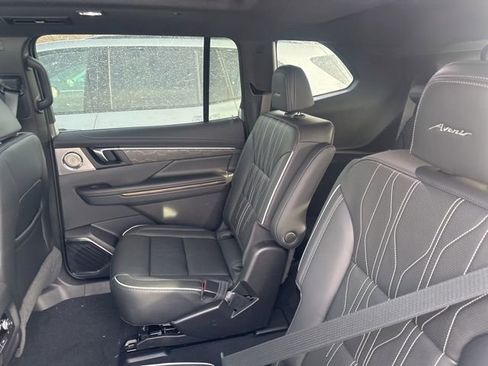 New 2026 Buick Enclave Avenir w/ Super Cruise Package image 18