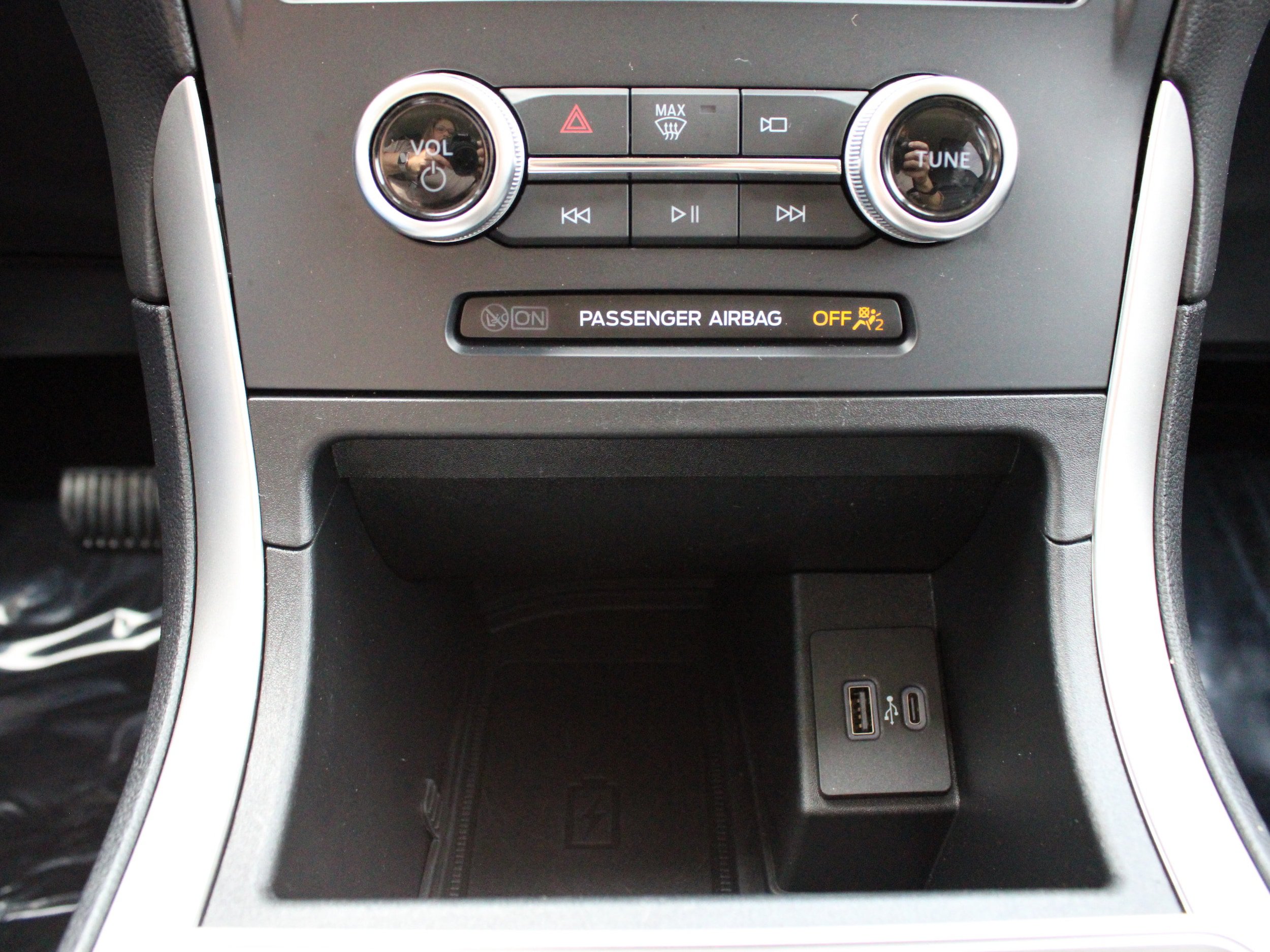 Used 2024 Ford Edge SEL w/ Convenience Package AWD/4WD image 26