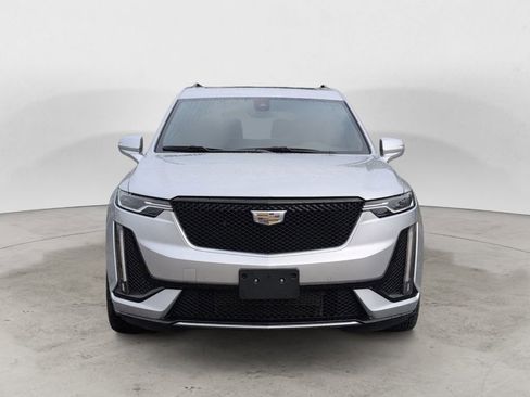 Used 2020 Cadillac XT6 Sport image 2
