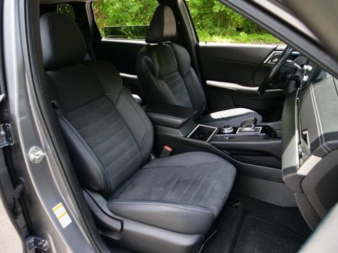 Used 2022 Mitsubishi Outlander SE FWD image 39