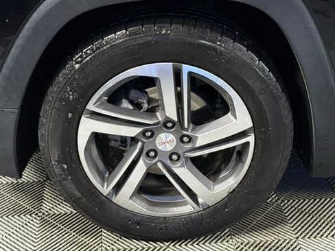 Used 2021 GMC Terrain SLT w/ Infotainment Package II image 16