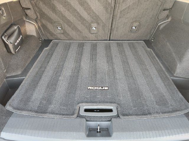 Used 2021 Nissan Rogue S FWD image 28