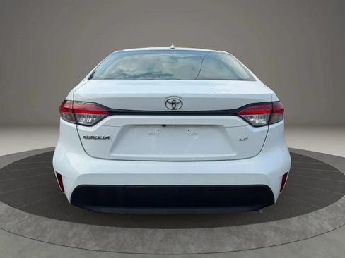 Used 2024 Toyota Corolla LE FWD image 6