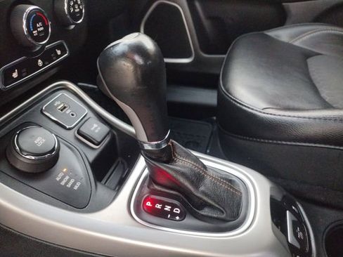 Used 2018 Jeep Compass Latitude w/ Cold Weather Group image 25