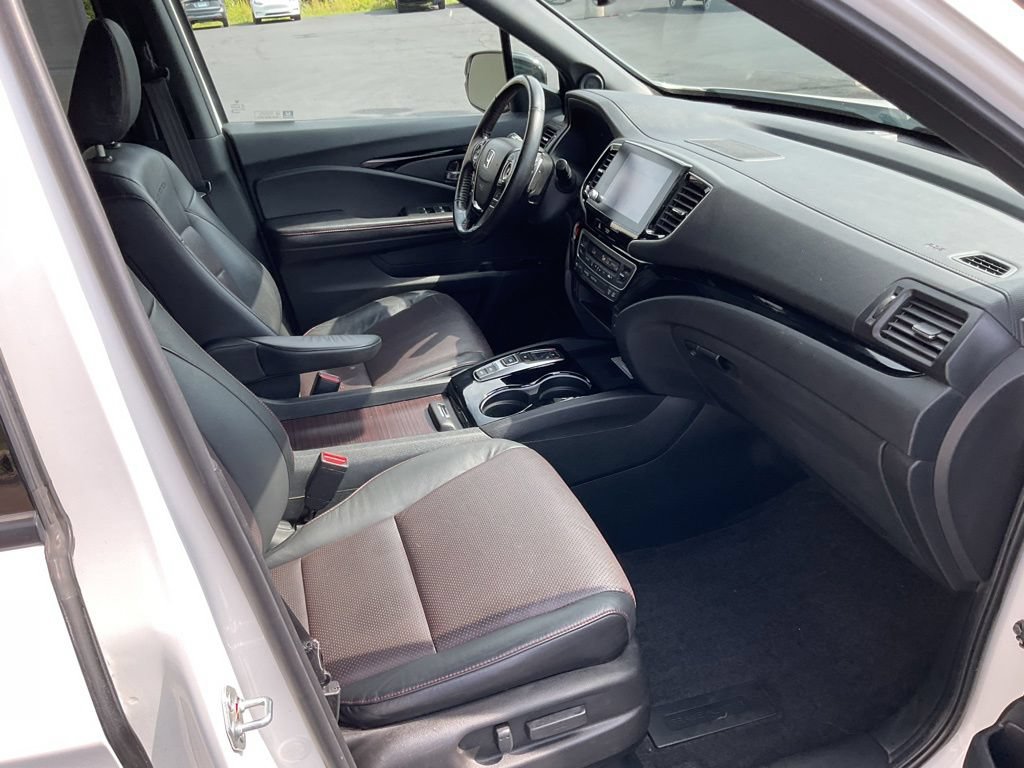 Used 2023 Honda Ridgeline Black Edition image 19