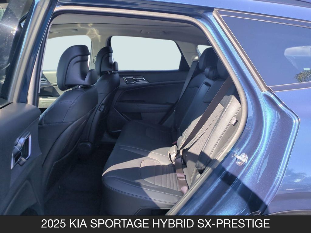 Used 2025 Kia Sportage SX Prestige AWD/4WD image 16