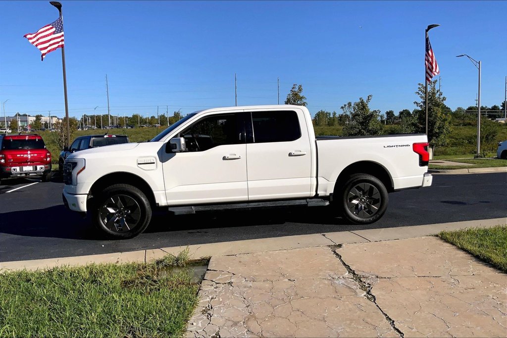 Used 2023 Ford F150 Lightning Lariat w/ Equipment Group 511A High AWD/4WD image 12