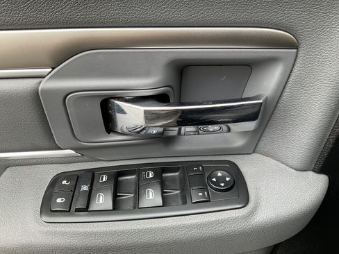 Used 2015 RAM 1500 Big Horn AWD/4WD image 25