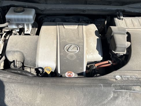 Used 2017 Lexus RX 450h AWD w/ Luxury Package image 34