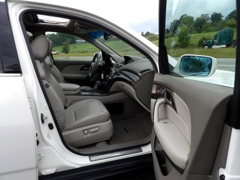 Used 2011 Acura MDX w/ Technology Package image 19