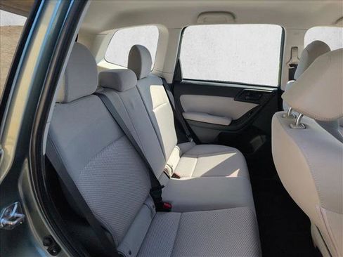 Used 2014 Subaru Forester 2.5i image 17