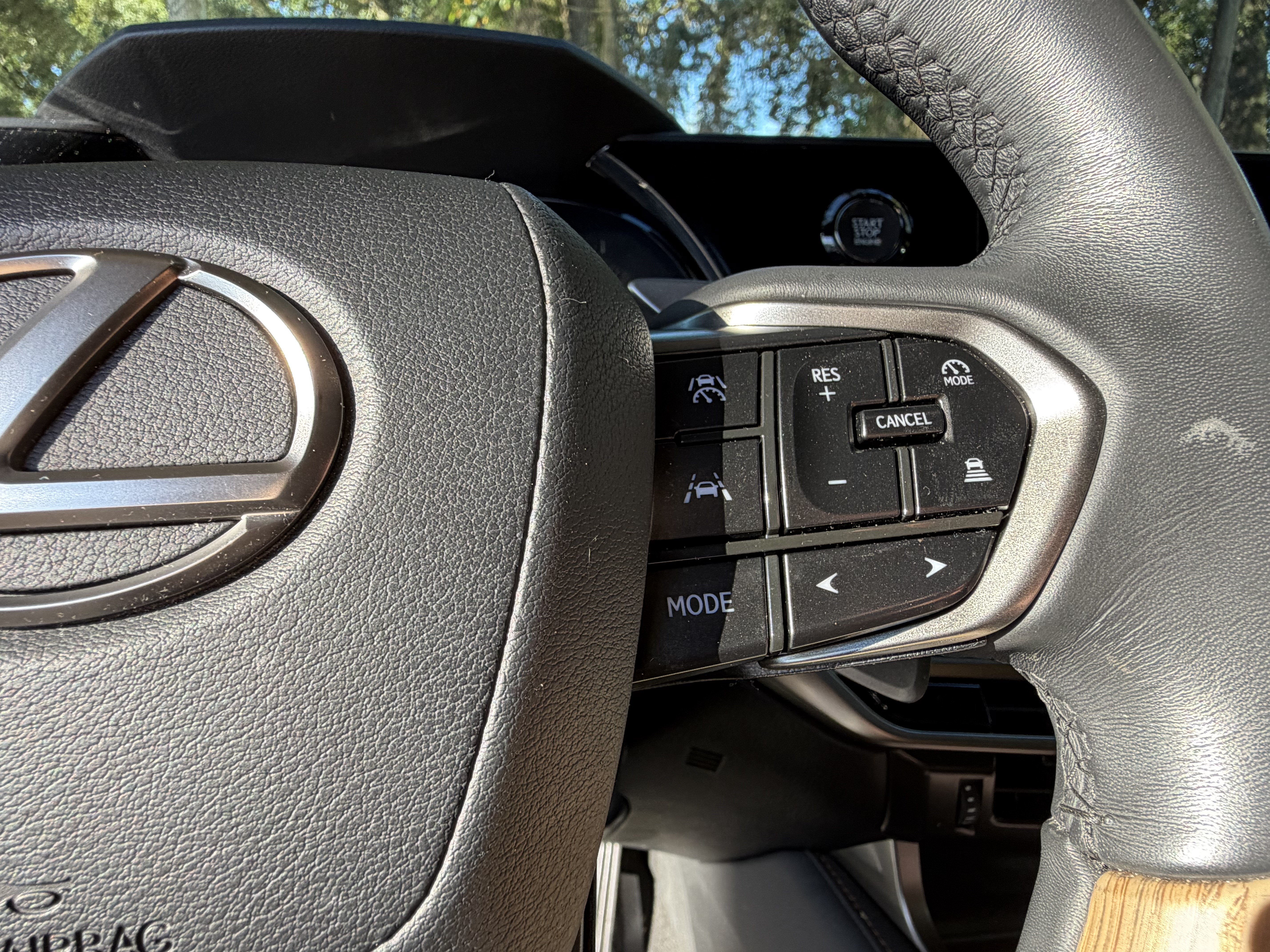Used 2023 Lexus RX 350 Premium w/ Accessory Package AWD/4WD image 19