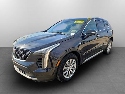 Used 2023 Cadillac XT4 Premium Luxury image 11