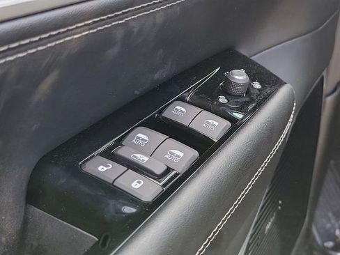 New 2026 Jeep Grand Wagoneer L Limited AWD/4WD image 19