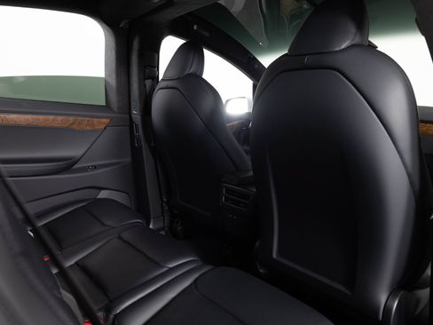 Used 2021 Tesla Model X Long Range AWD/4WD image 25