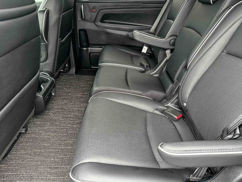 Certified 2025 Honda Odyssey Elite image 18