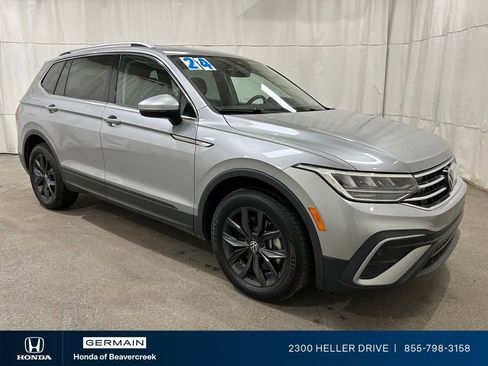 Used 2024 Volkswagen Tiguan Wolfsburg Edition image 2