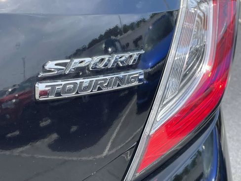 Used 2018 Honda Civic Sport Touring image 8