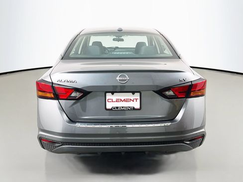 Used 2023 Nissan Altima 2.5 SV FWD image 7