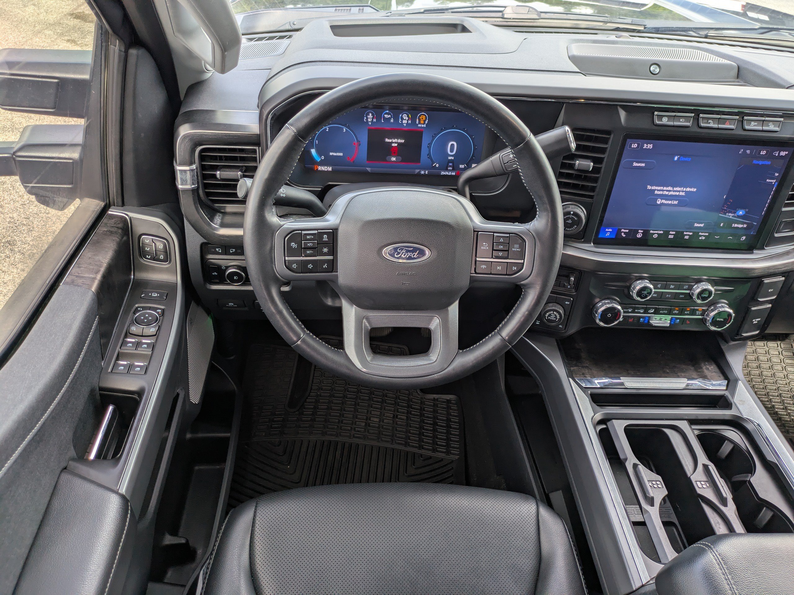 Used 2024 Ford F250 Lariat w/ Lariat Ultimate Package AWD/4WD image 15