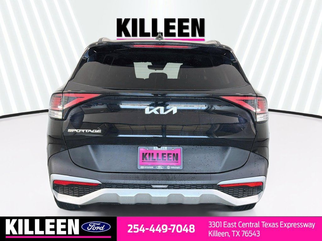 Used 2025 Kia Sportage EX w/ Premium Package FWD image 8