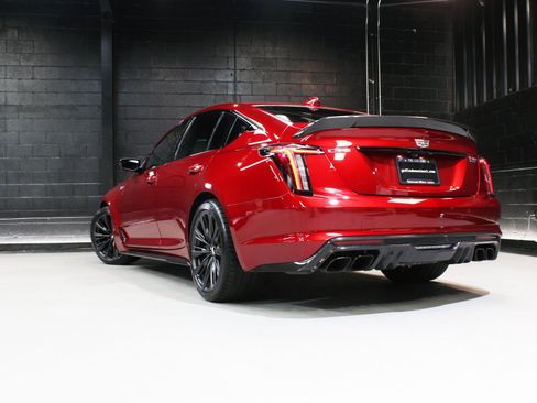 Used 2024 Cadillac CT5 V Blackwing w/ Carbon Fiber Package 2 RWD image 17