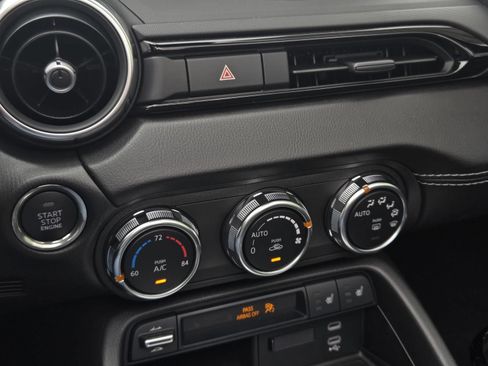New 2026 MAZDA MX-5 Miata RF Grand Touring RWD image 19