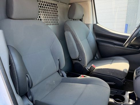 Used 2018 Nissan NV200 SV FWD image 18