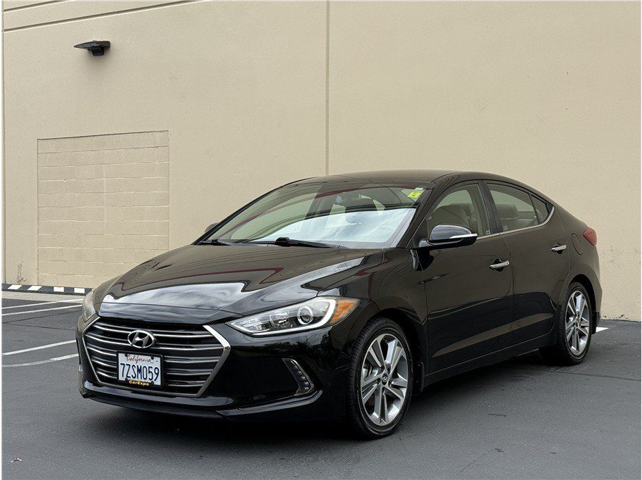 Used 2017 Hyundai Elantra Limited FWD image 1