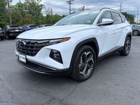 Used 2024 Hyundai Tucson Limited AWD/4WD image 3