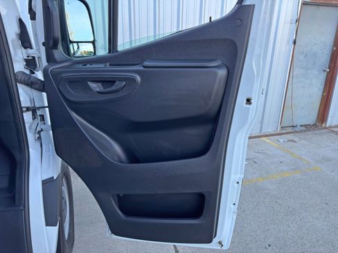 Used 2021 Mercedes-Benz Sprinter 2500 w/ Charging Package, Dashboard image 35