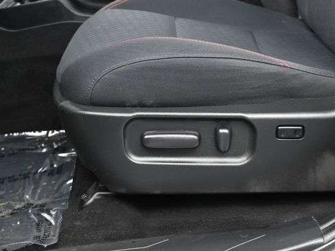 Used 2023 Toyota Tacoma SR5 RWD image 12