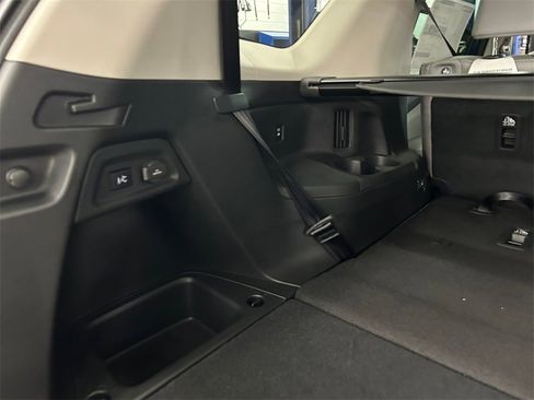 New 2025 Honda Pilot Touring image 17