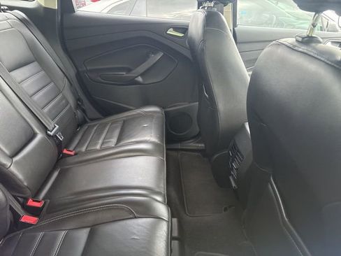 Used 2017 Ford Escape Titanium FWD image 8