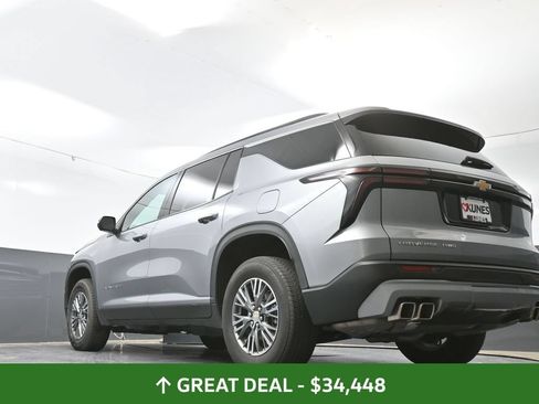 Used 2024 Chevrolet Traverse LT AWD/4WD image 61