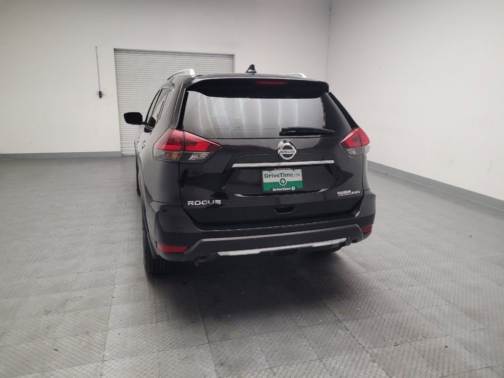 Used 2019 Nissan Rogue S w/ Special Edition Package AWD/4WD image 6