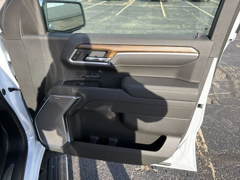 New 2026 Chevrolet Silverado 1500 High Country image 32