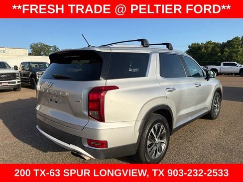 Used 2022 Hyundai Palisade SEL AWD/4WD image 3