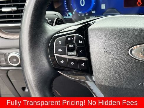 Used 2021 Ford Explorer Platinum w/ Equipment Group 601A AWD/4WD image 31