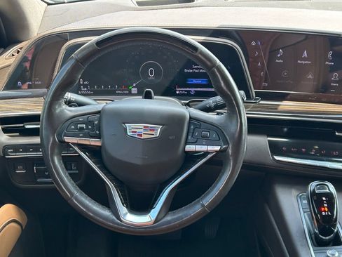 Used 2022 Cadillac Escalade Premium Luxury w/ Performance Package AWD/4WD image 46