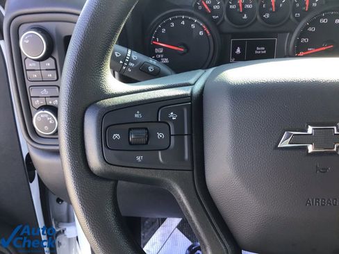 Used 2026 Chevrolet Silverado 1500 Custom Trail Boss w/ Turbomax Blackout Package AWD/4WD image 29