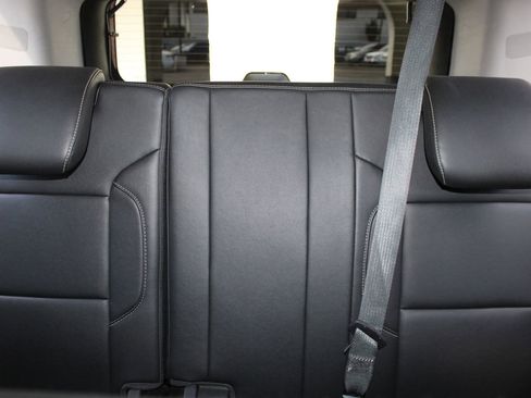 Used 2019 Chevrolet Suburban LT image 29